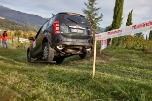 primo raduno mahindra XUV 500