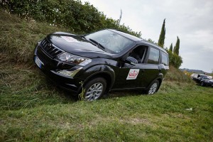 primo raduno mahindra XUV 500