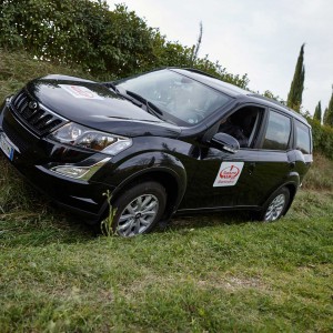 primo raduno mahindra XUV 500