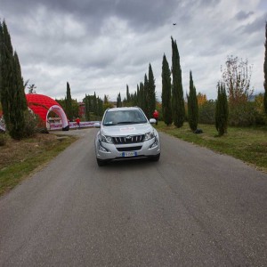 primo raduno mahindra XUV 500