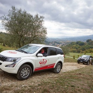 primo raduno mahindra XUV 500