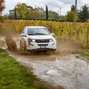 primo raduno mahindra XUV 500