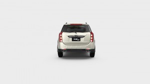 suv 7 posti xuv500