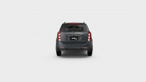 suv 7 posti economico xuv500