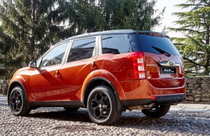 xuv500 mahindra suv 7 posti